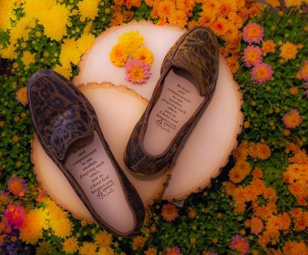 Product Photography - insoles with inspirational quote